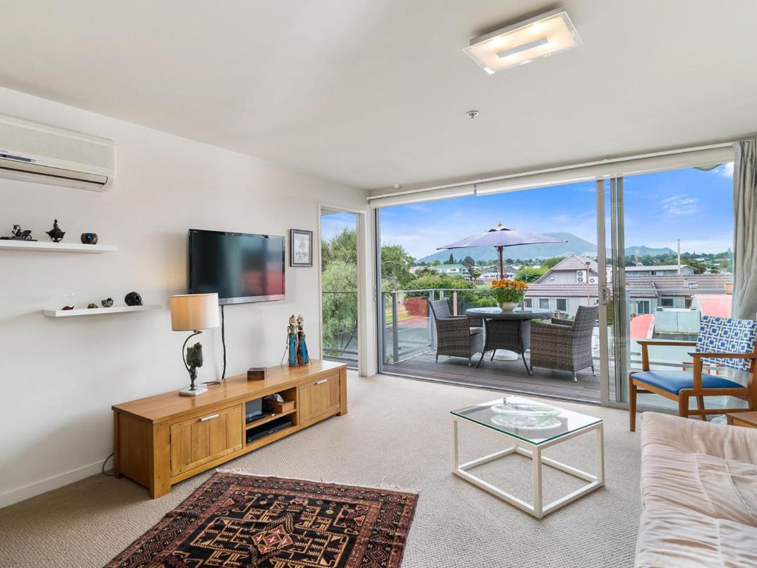 Relax On Roberts - Taupo Holiday Home 외부 사진